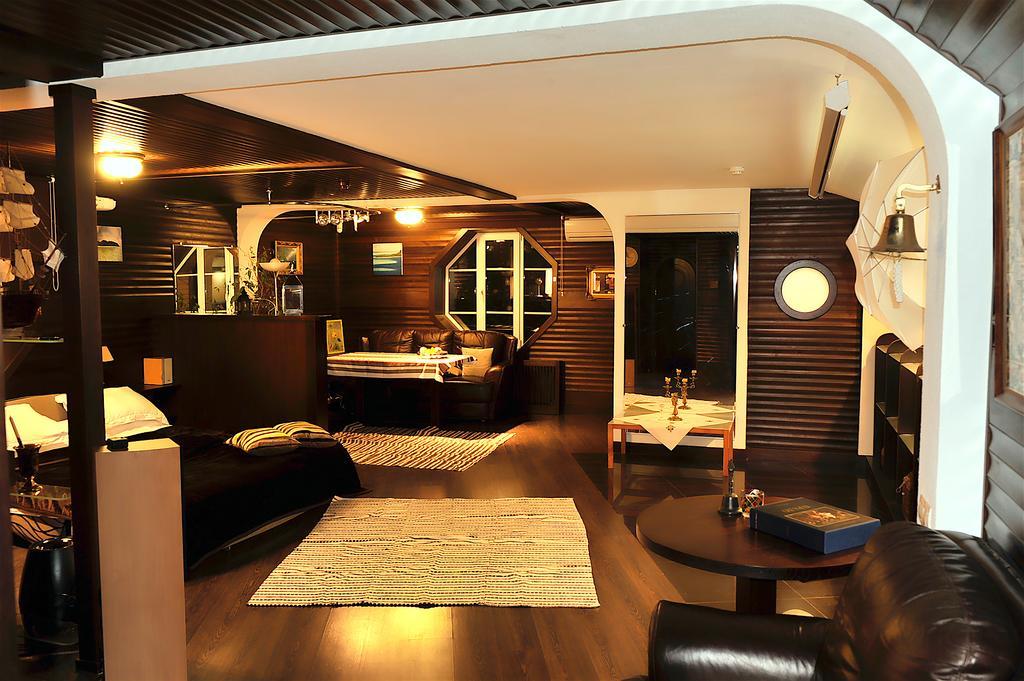 The Sky Loft Apartman Kijev Kültér fotó